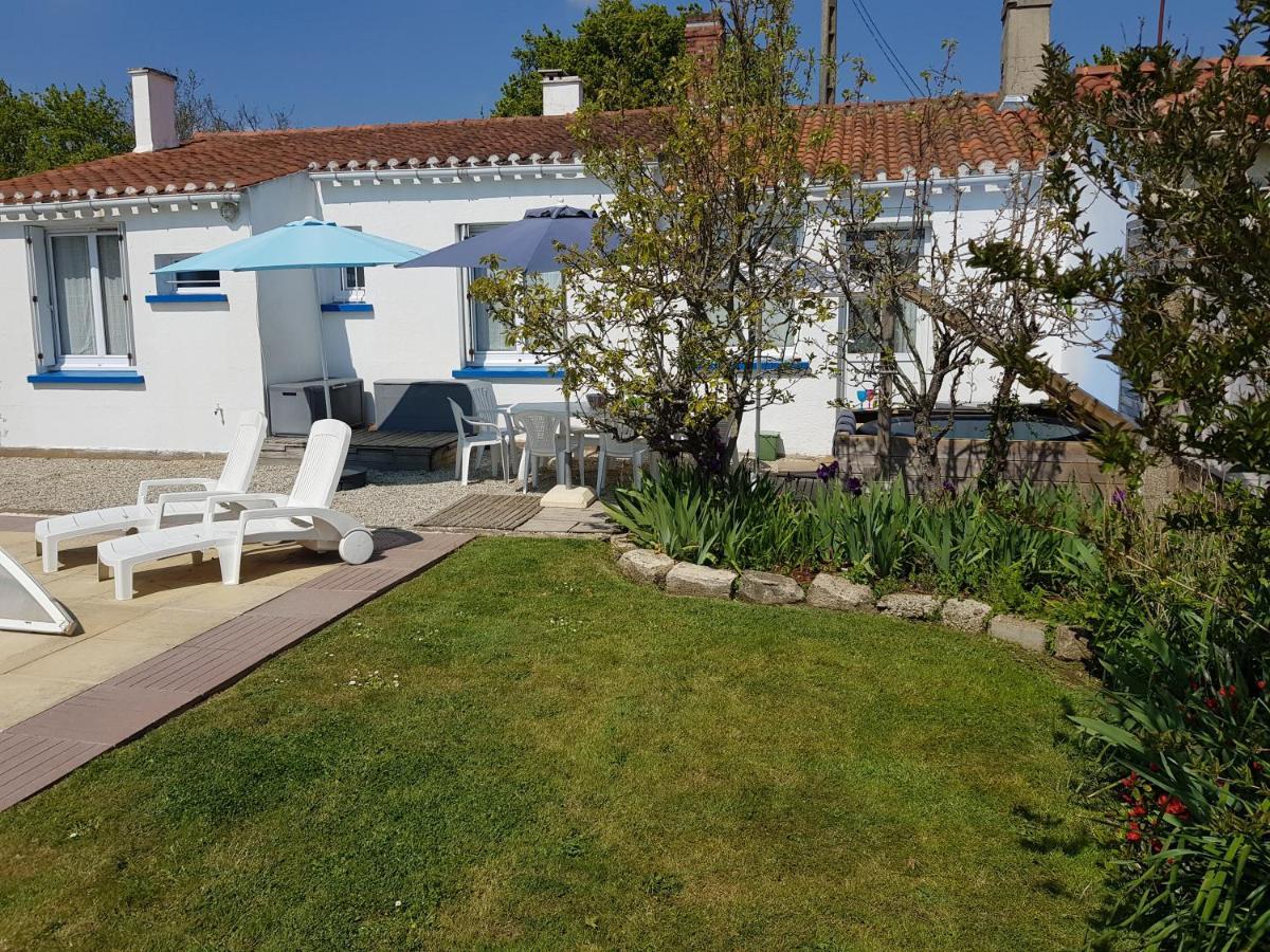 Villa Octaviere Gite Rural La Chapelle-Achard Exterior foto